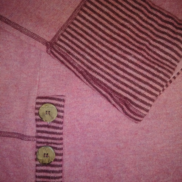 Prana Sweater...Super Warm - Picture 3 of 4